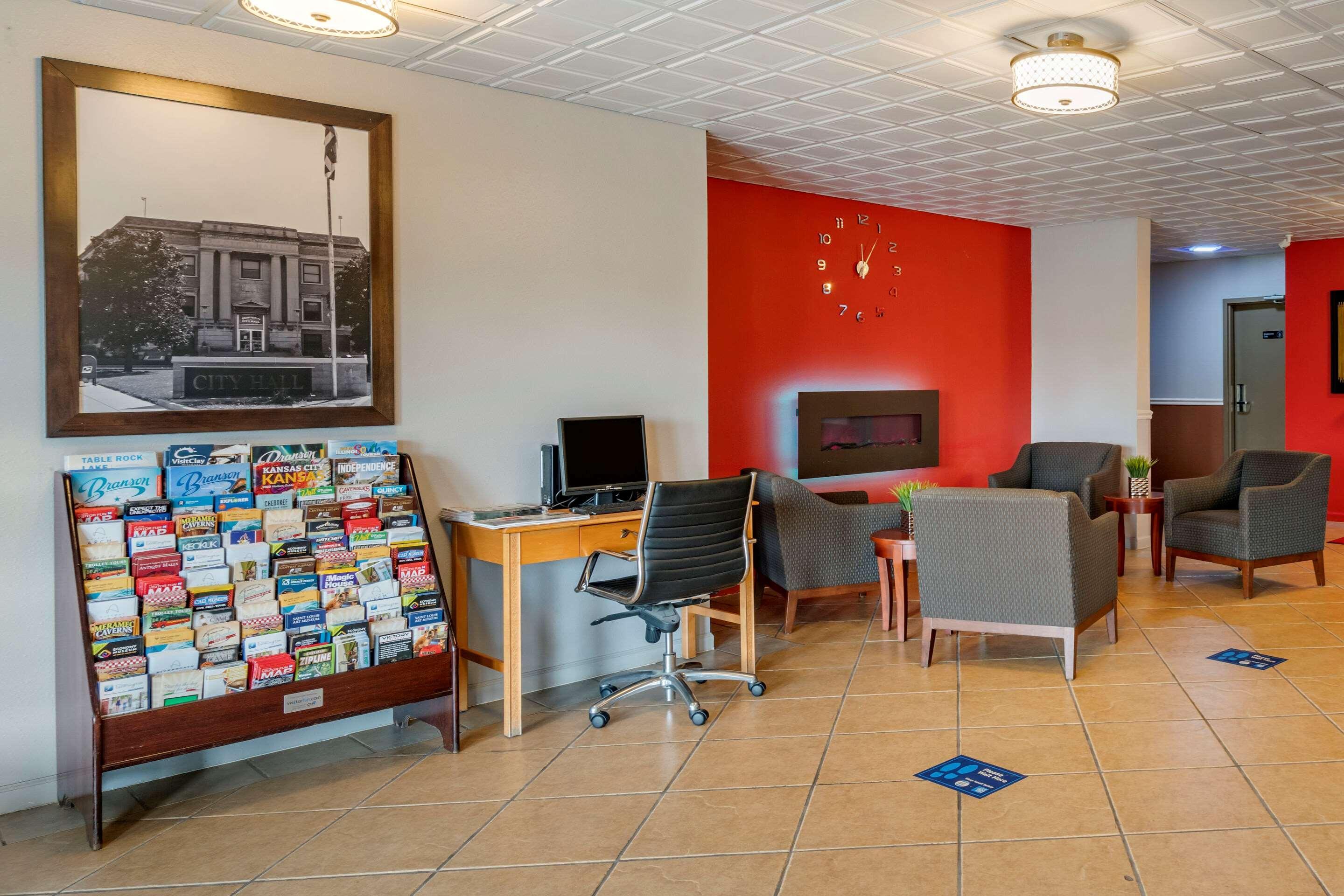 Econo Lodge Inn & Suites Granite City Dış mekan fotoğraf