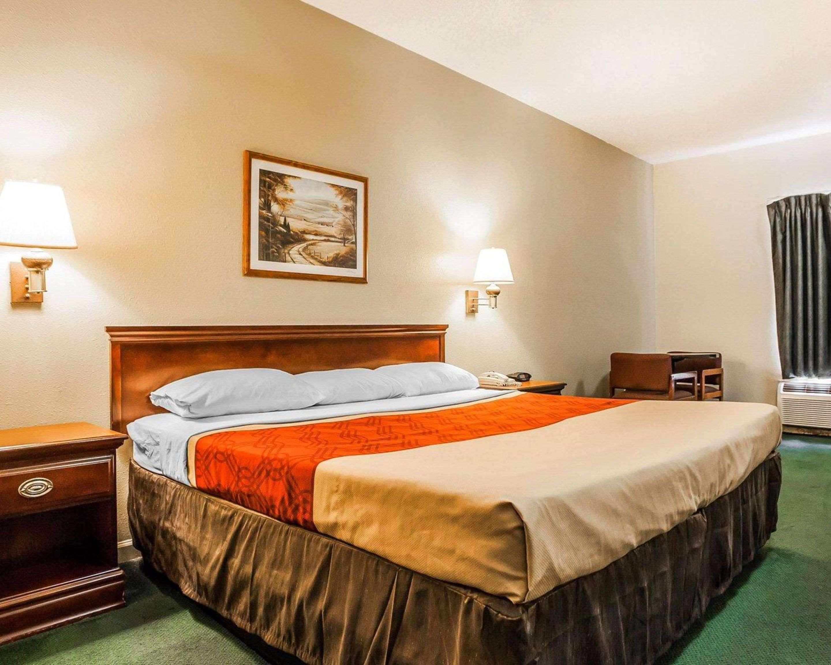Econo Lodge Inn & Suites Granite City Dış mekan fotoğraf